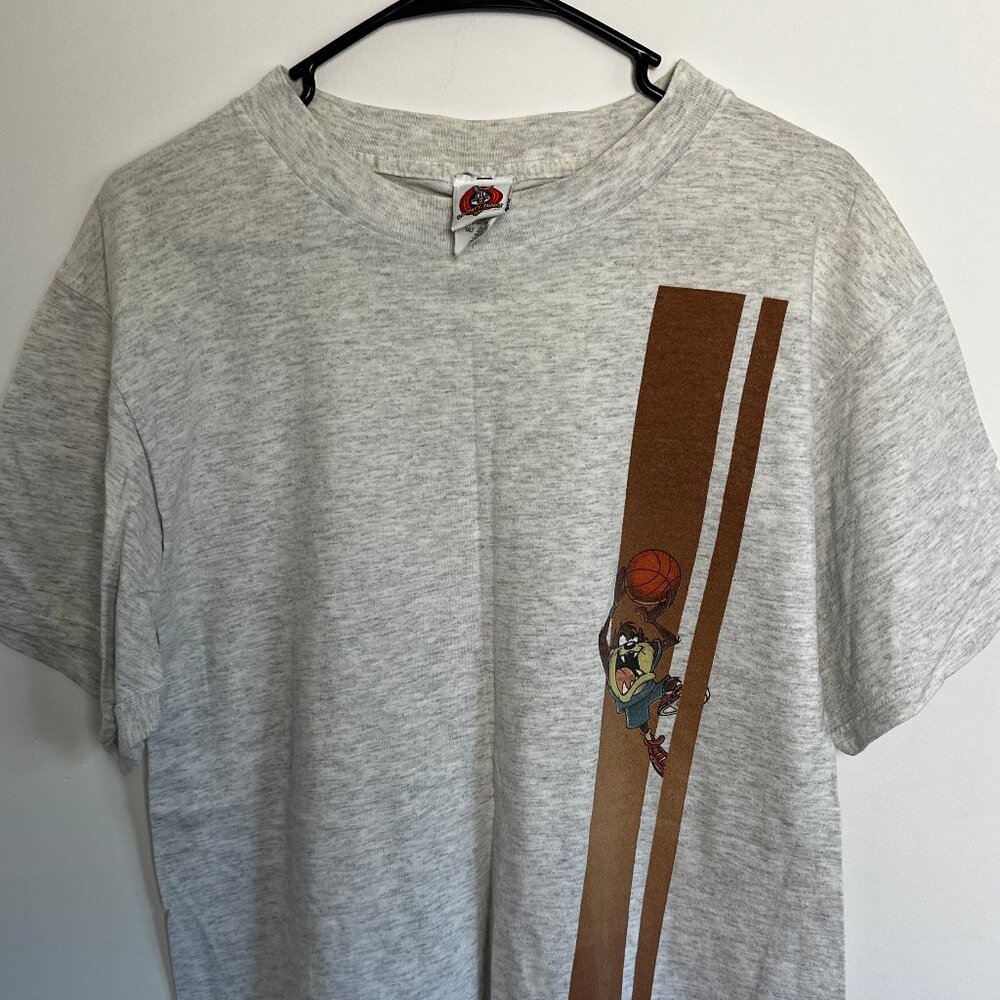 1997 Looney Tunes Taz Basketball Tee